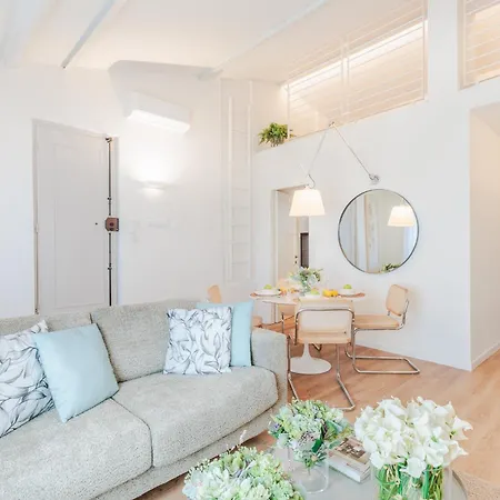 Letizia Loft *